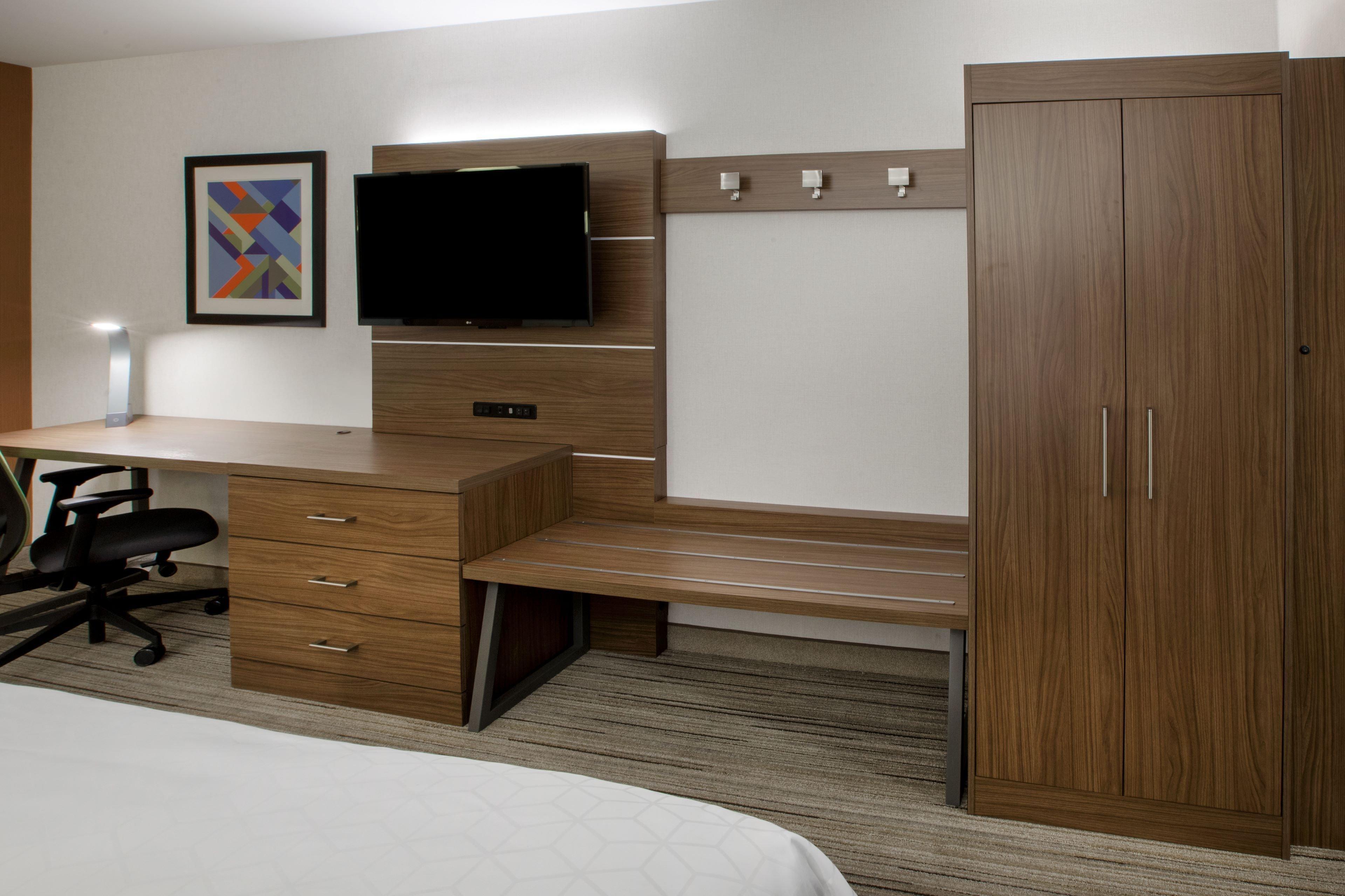 Holiday Inn Express & Suites Allen Park By Ihg Exterior foto