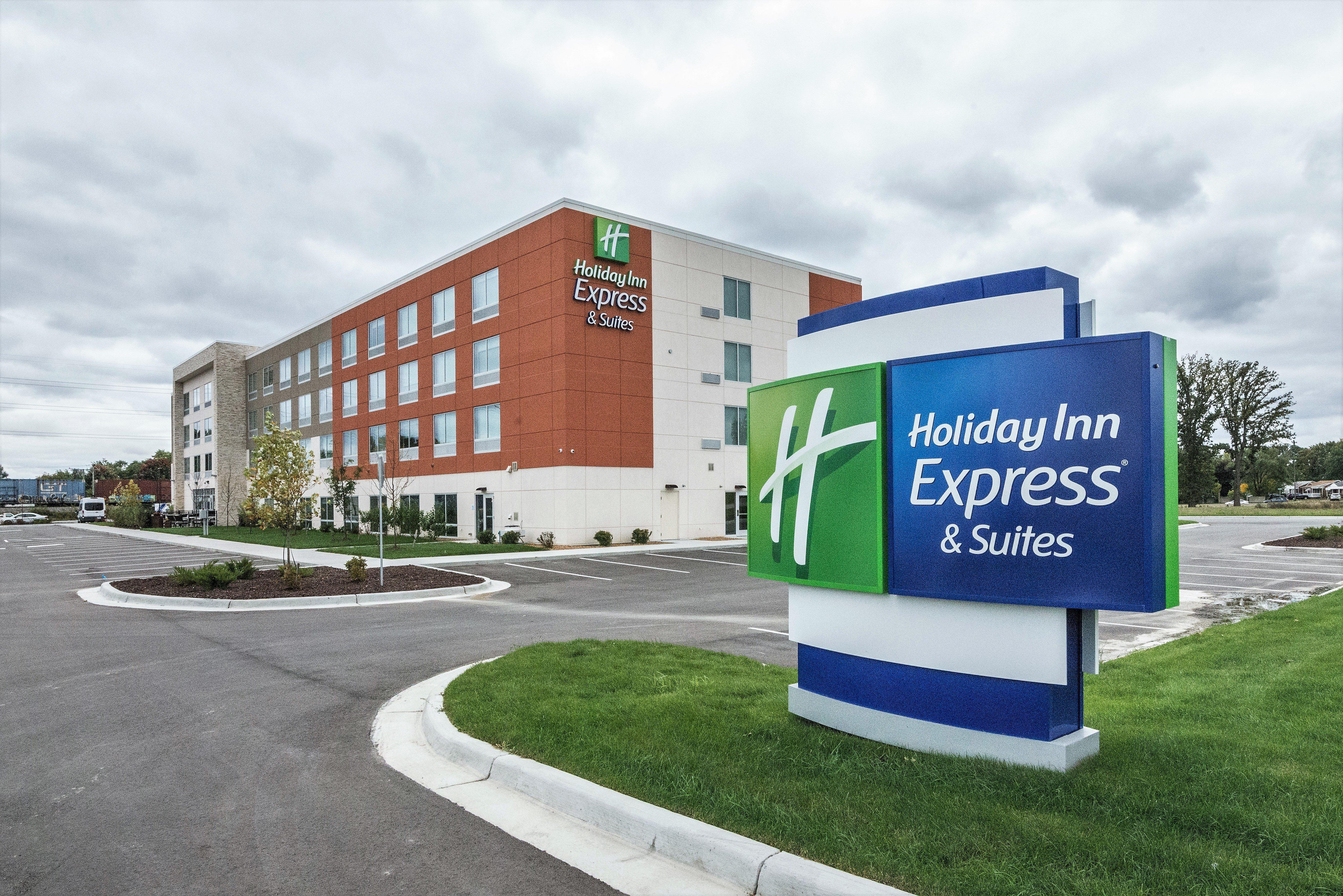 Holiday Inn Express & Suites Allen Park By Ihg Exterior foto